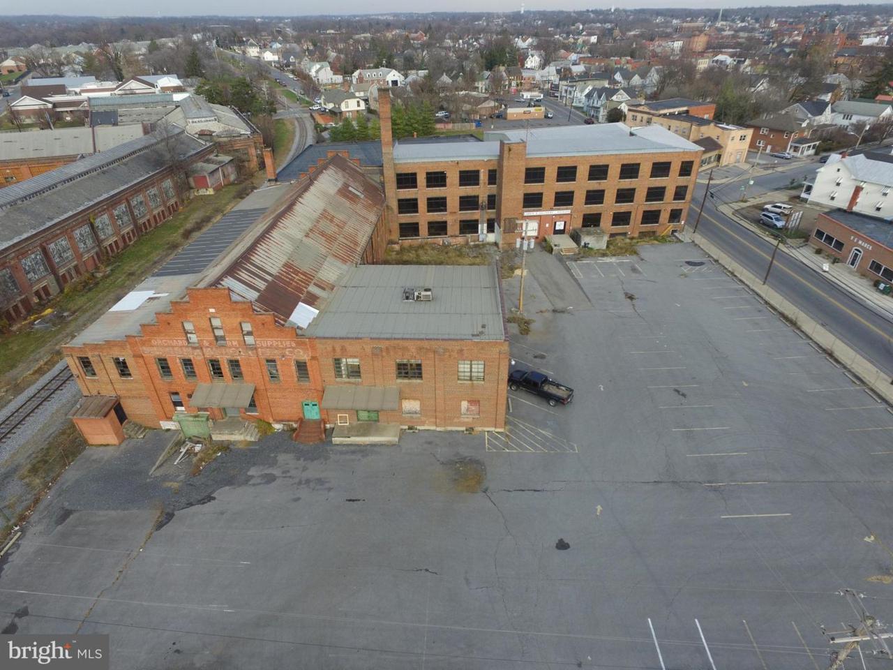 301 Winchester Avenue - Photo 1
