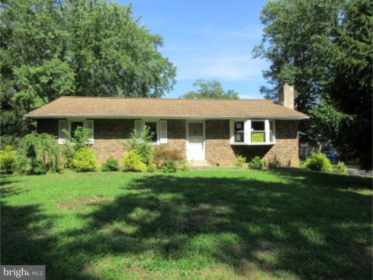 1128 Arbutus Avenue - Photo 1