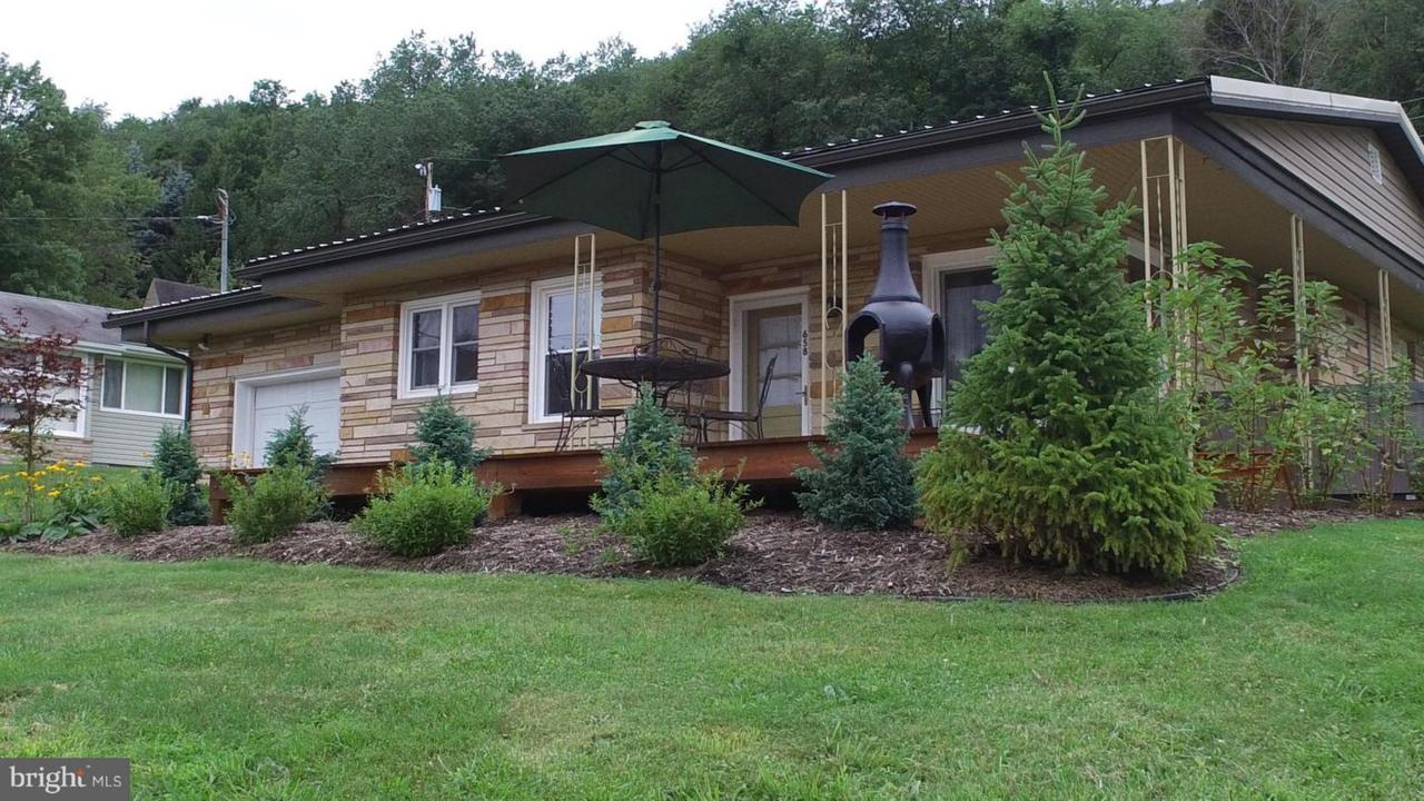 658 Marsh Hill Road - Photo 1