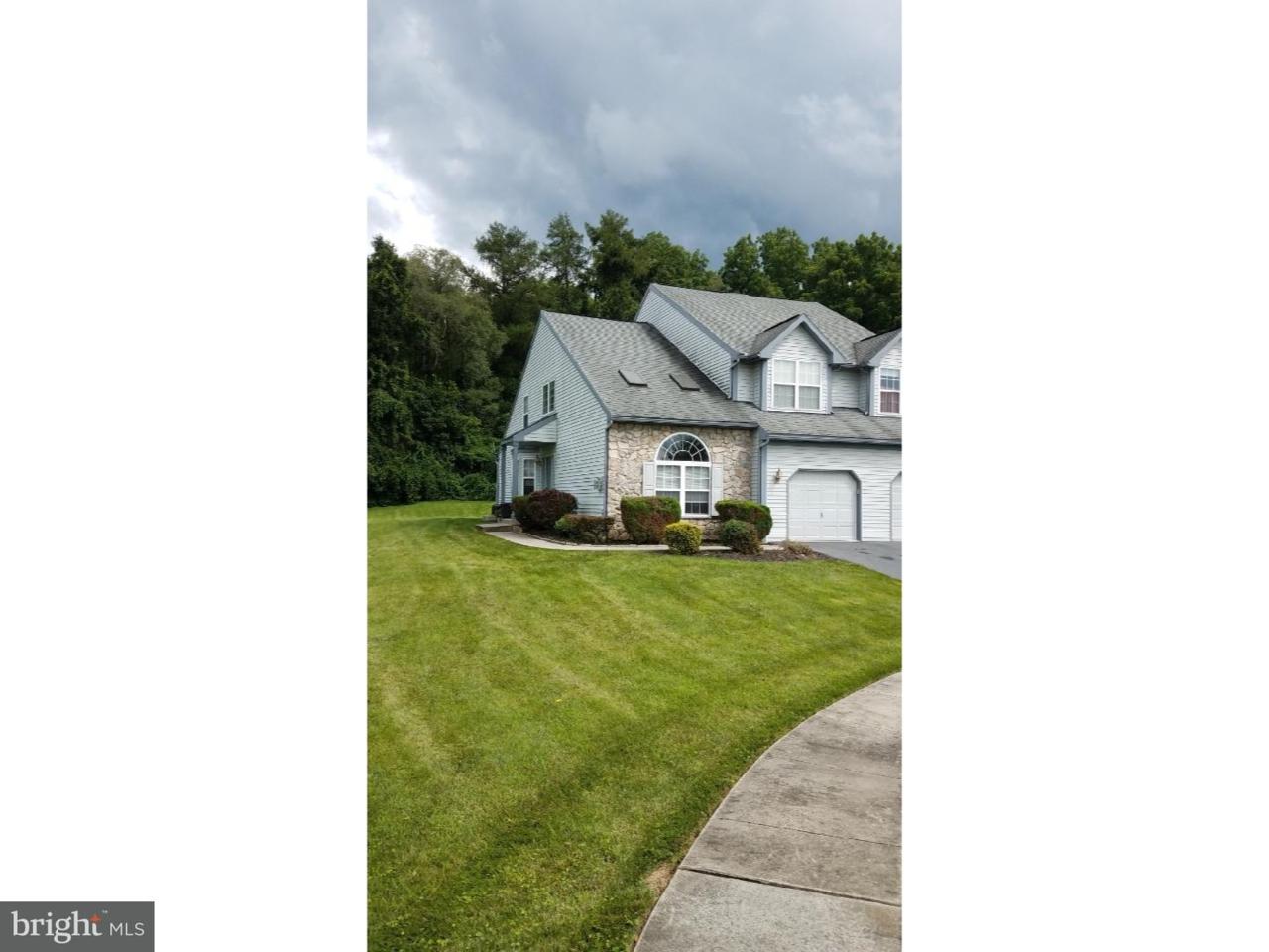 1424 Hillpoint Circle - Photo 1
