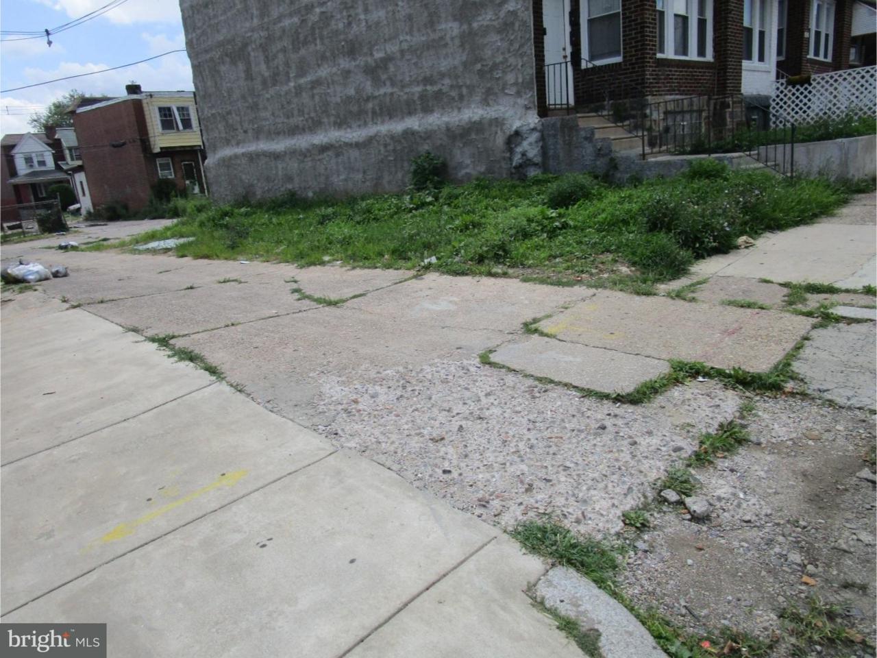 1914 68TH Avenue - Photo 1