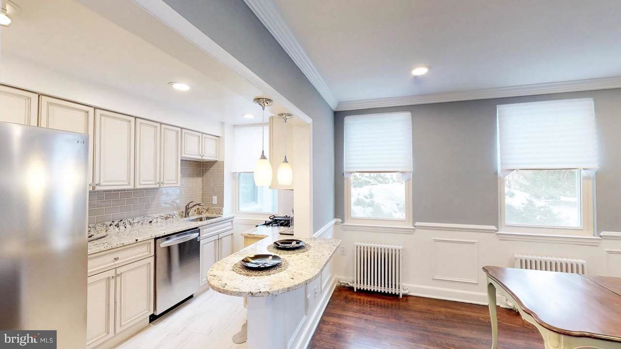 5203 Falls Road - Photo 1