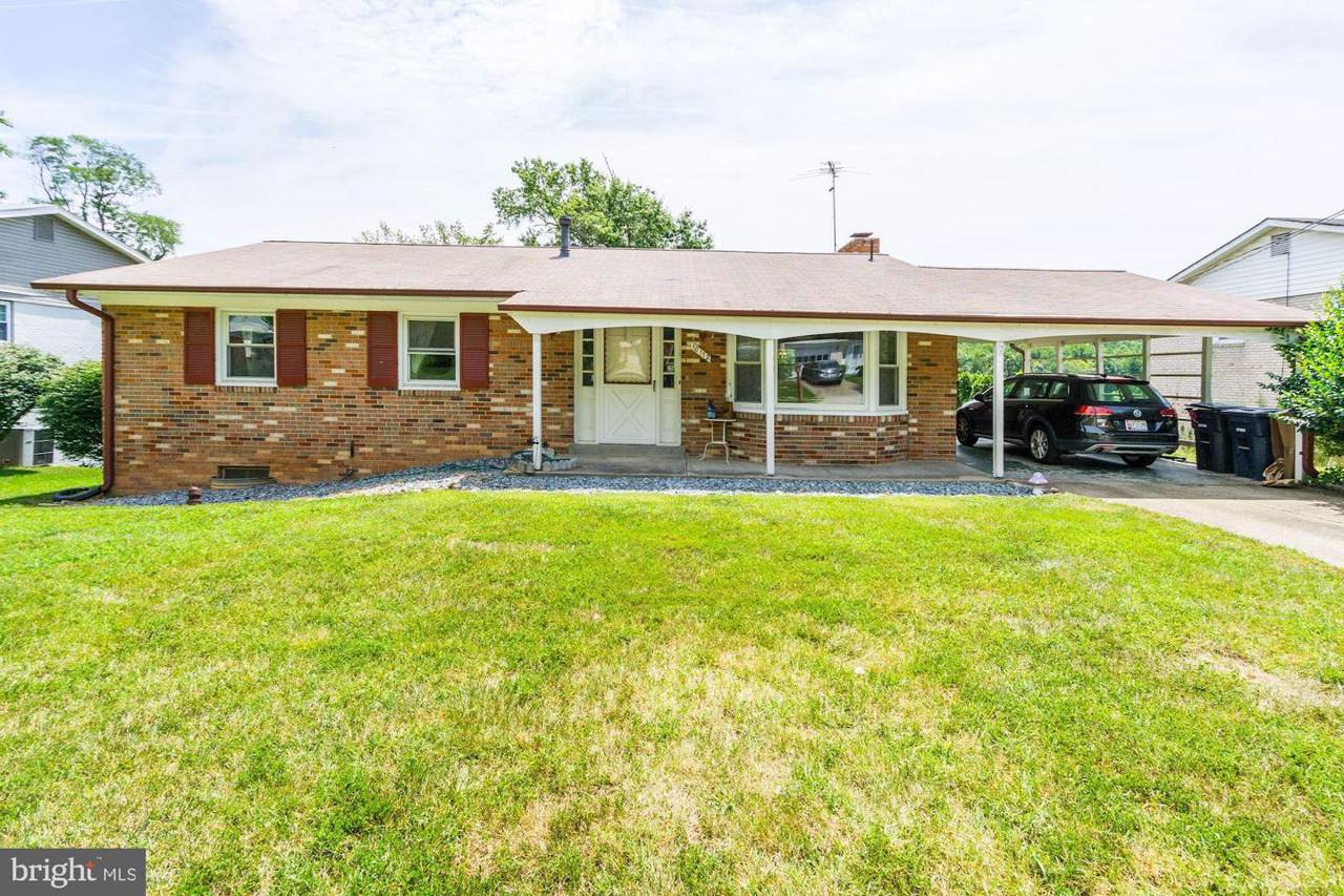 10112 Kathleen Drive - Photo 1