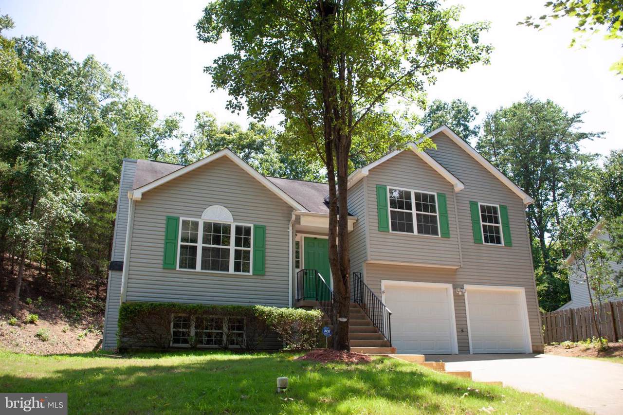 2420 Harpoon Dr - Photo 1