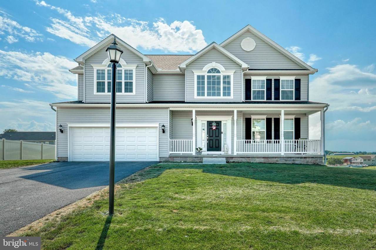 1075 Pearl Drive - Photo 1