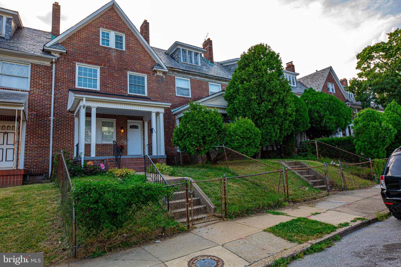 606 Augusta Avenue - Photo 1