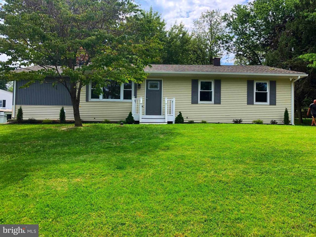 1407 Buckthorn Drive - Photo 1
