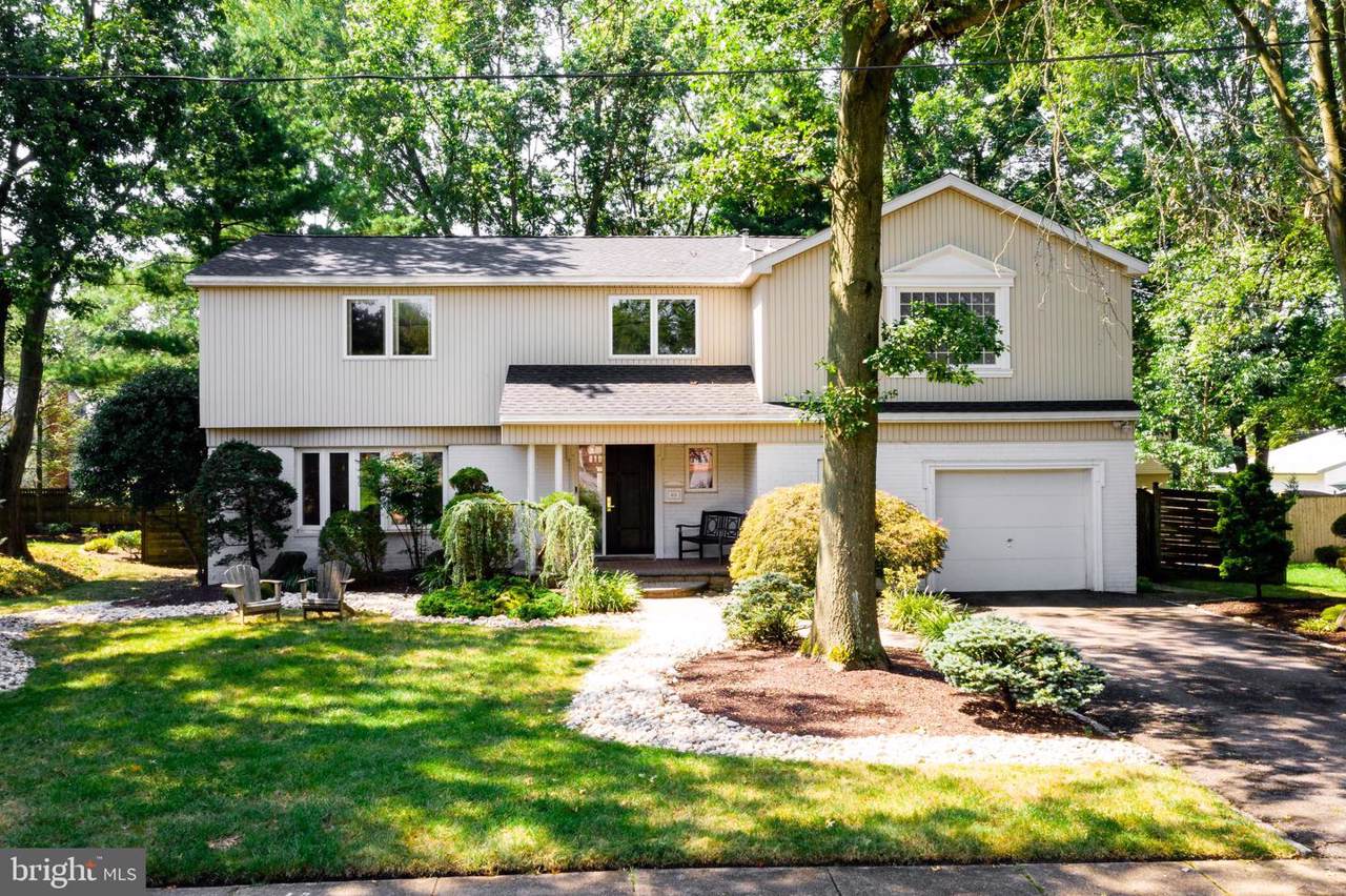 414 Tearose Lane - Photo 1