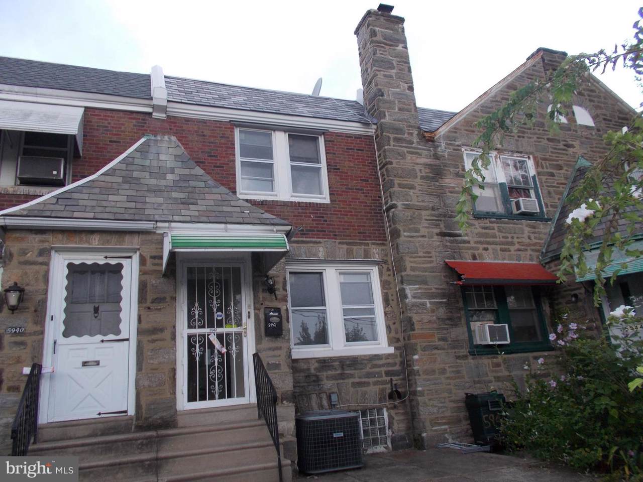 5942 Castor Avenue - Photo 1