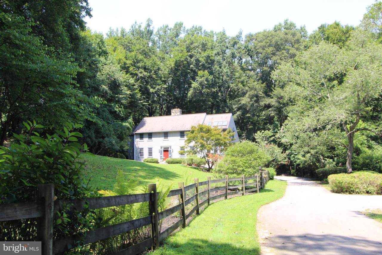 12 Barberry Lane - Photo 1