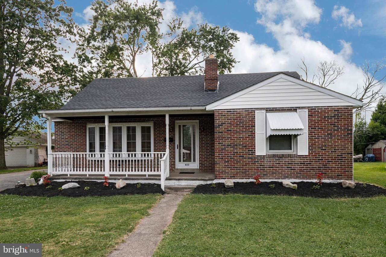 833 Hanover Street - Photo 1