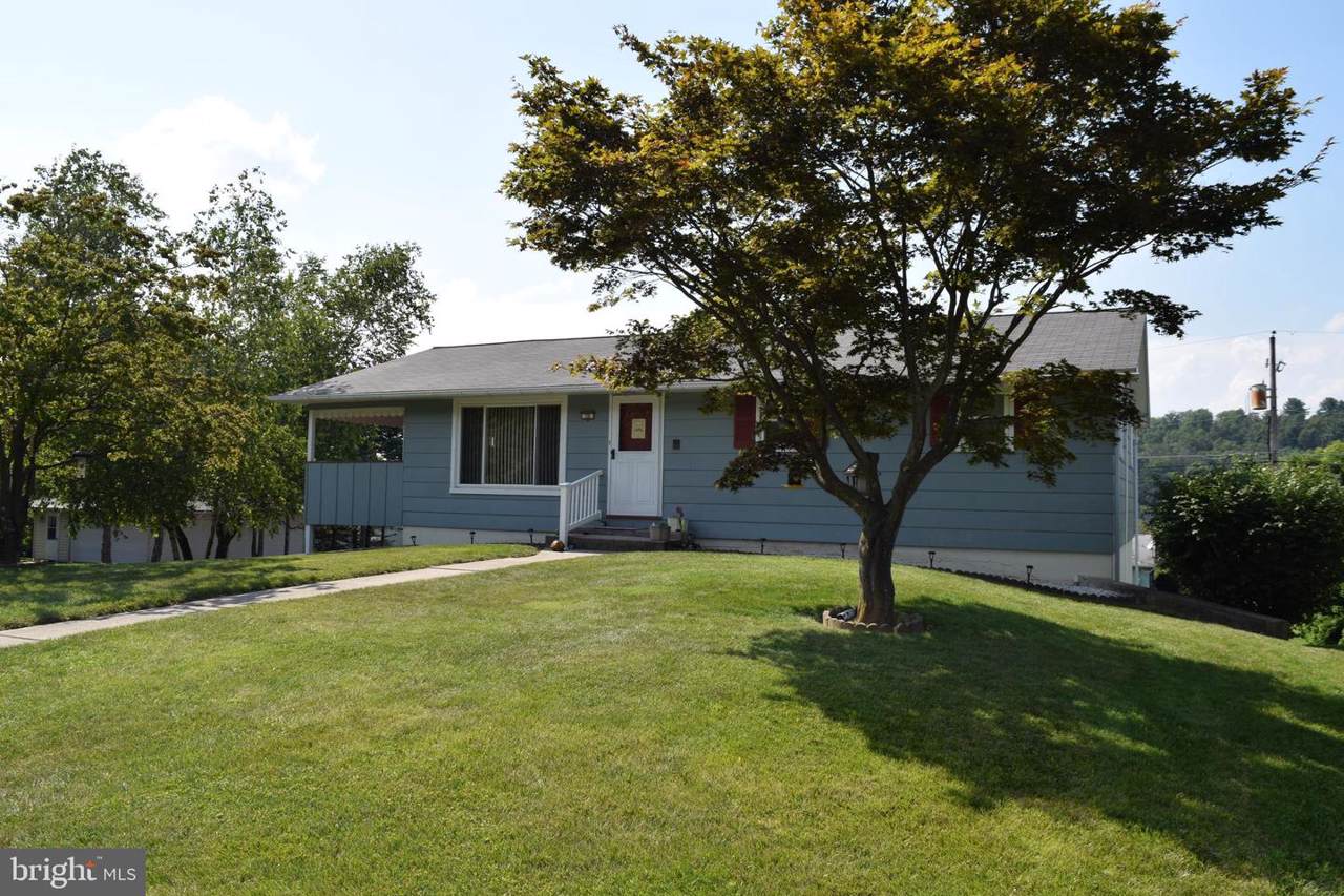 706 Mill Street - Photo 1