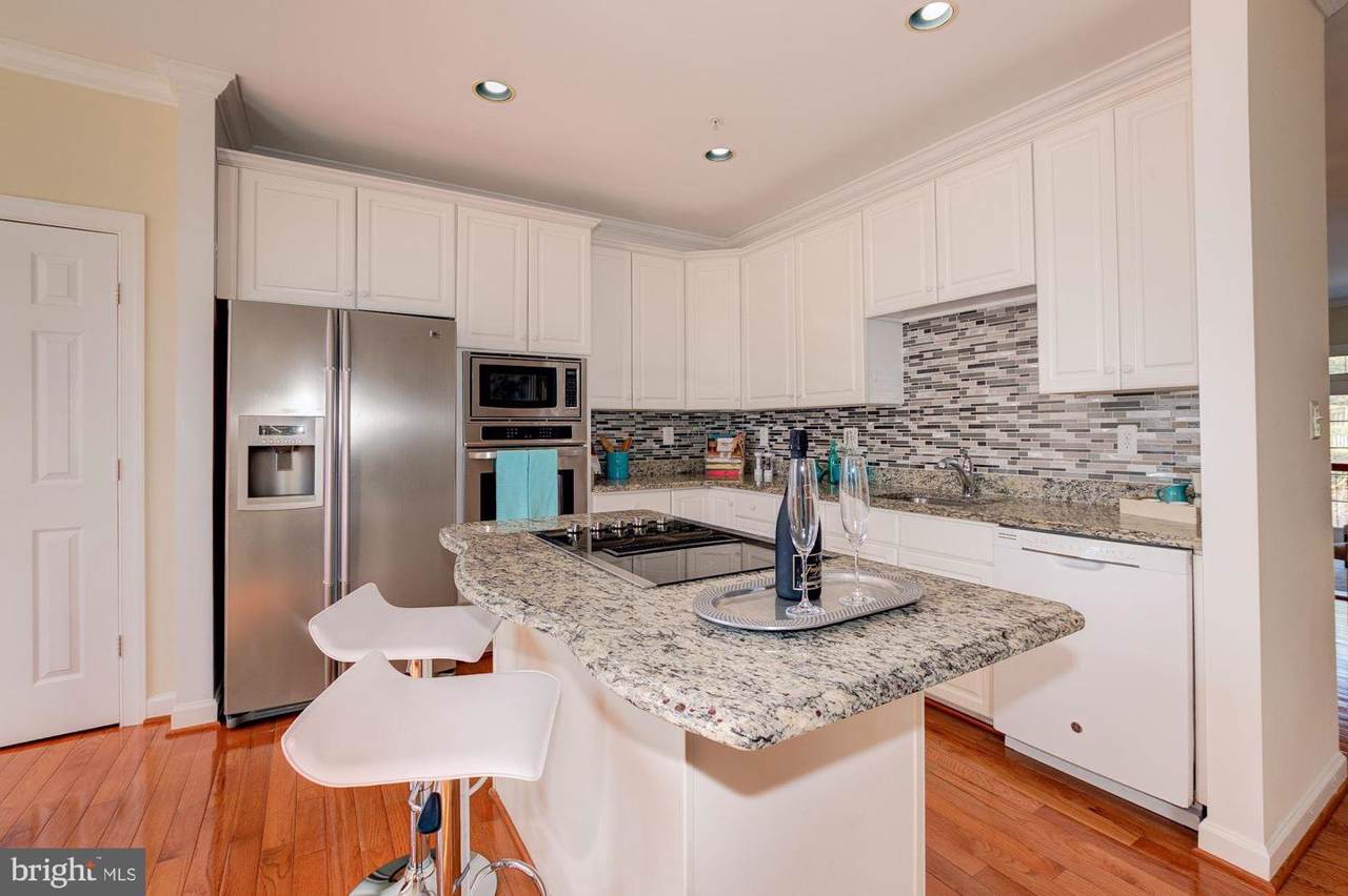 6 Crofton Hill Court - Photo 1