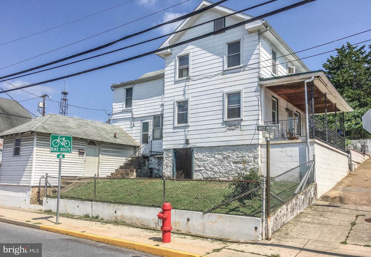 1 Virginia Avenue - Photo 1