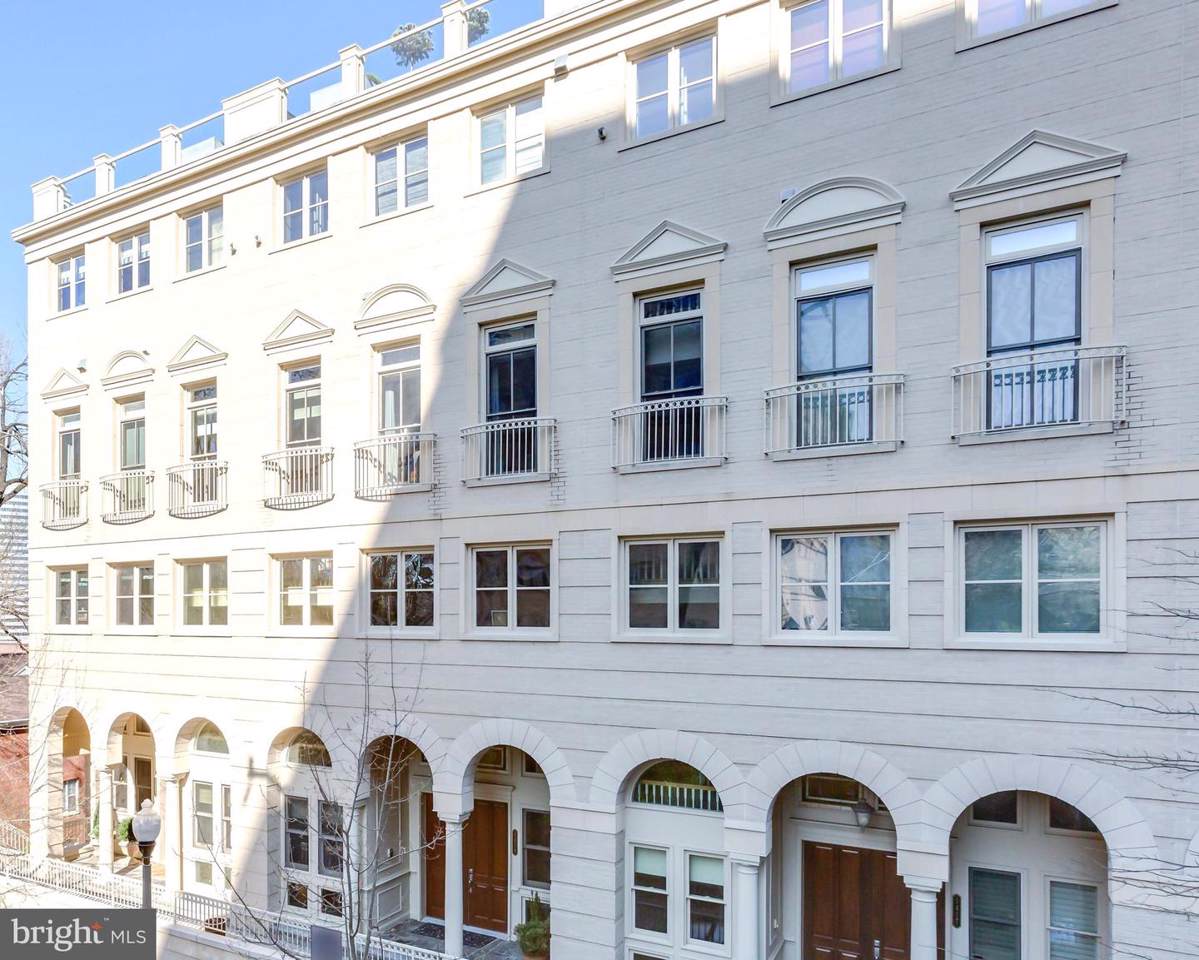 1419 Nash Street - Photo 1