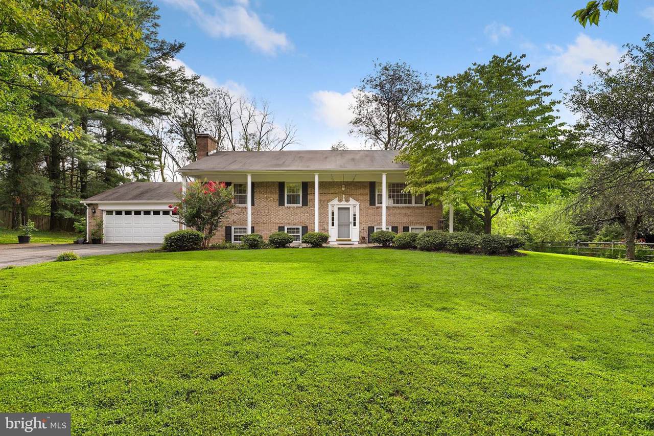 22600 Woodfield Road - Photo 1