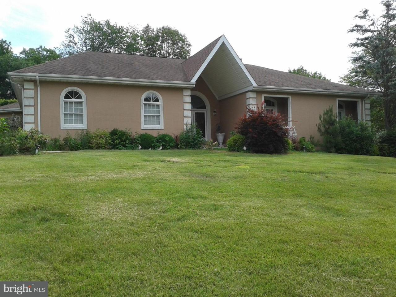 1460 Glen Echo Drive - Photo 1
