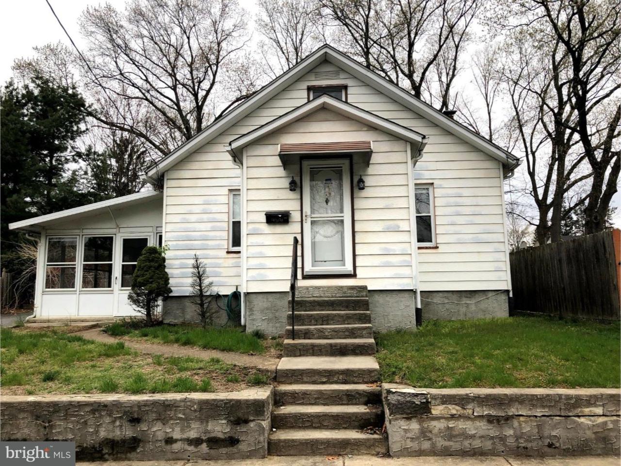 151 Pine Avenue - Photo 1