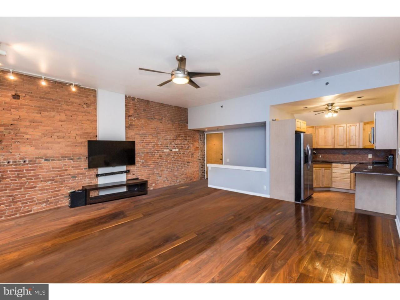 301 Race Street - Photo 1