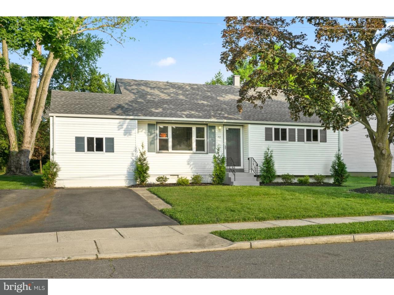 22 Amsterdam Road - Photo 1