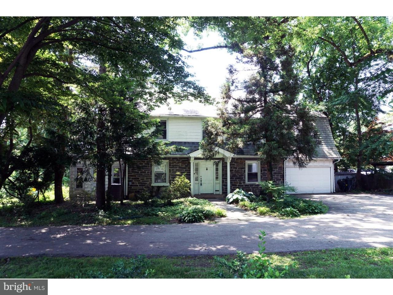 1216 Montgomery Avenue - Photo 1