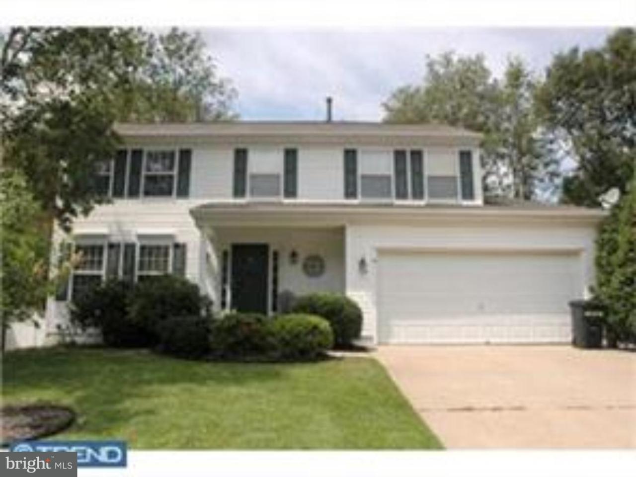 8 Franklin Lane - Photo 1