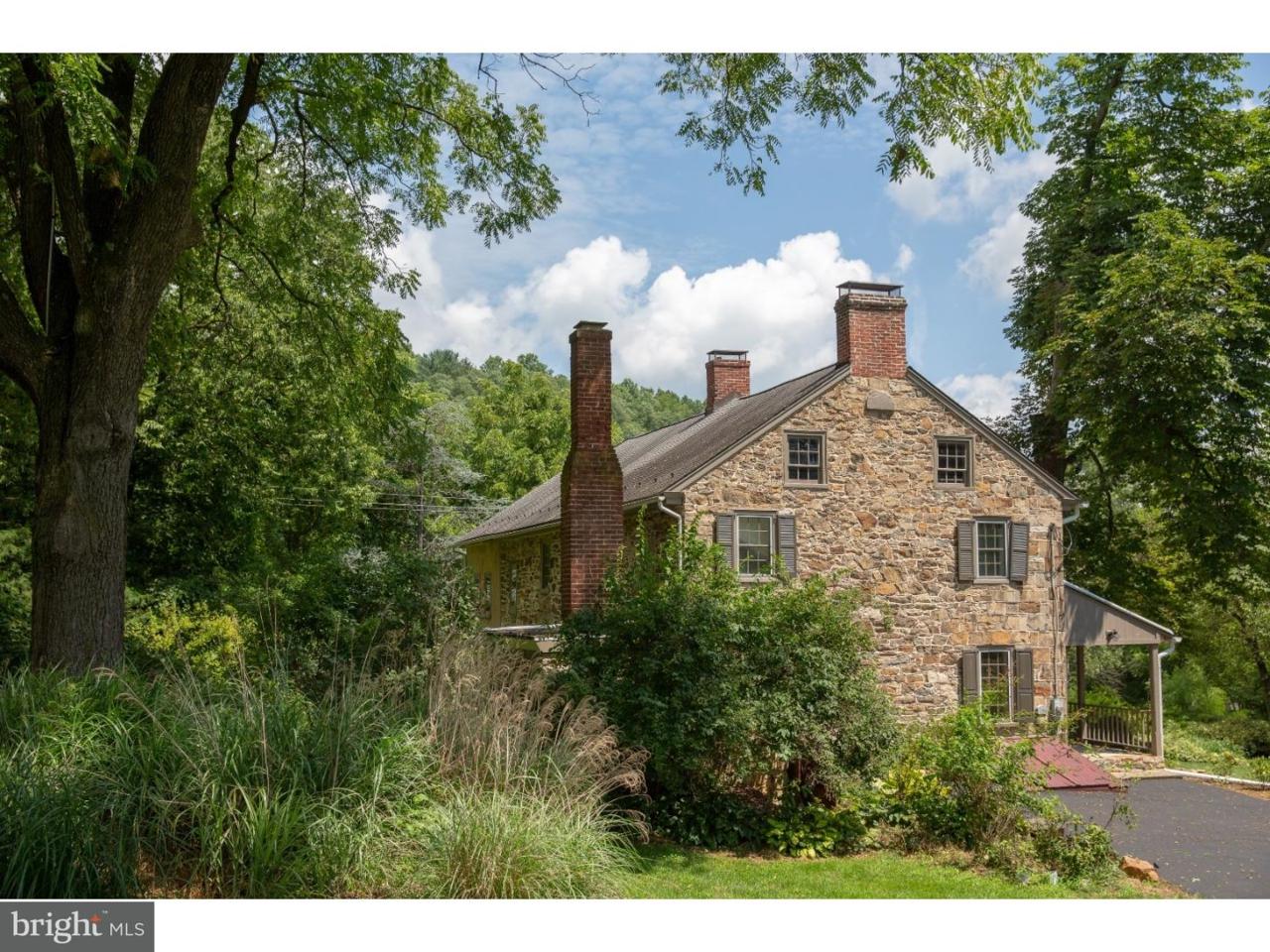 461 Spring Hill Road - Photo 1