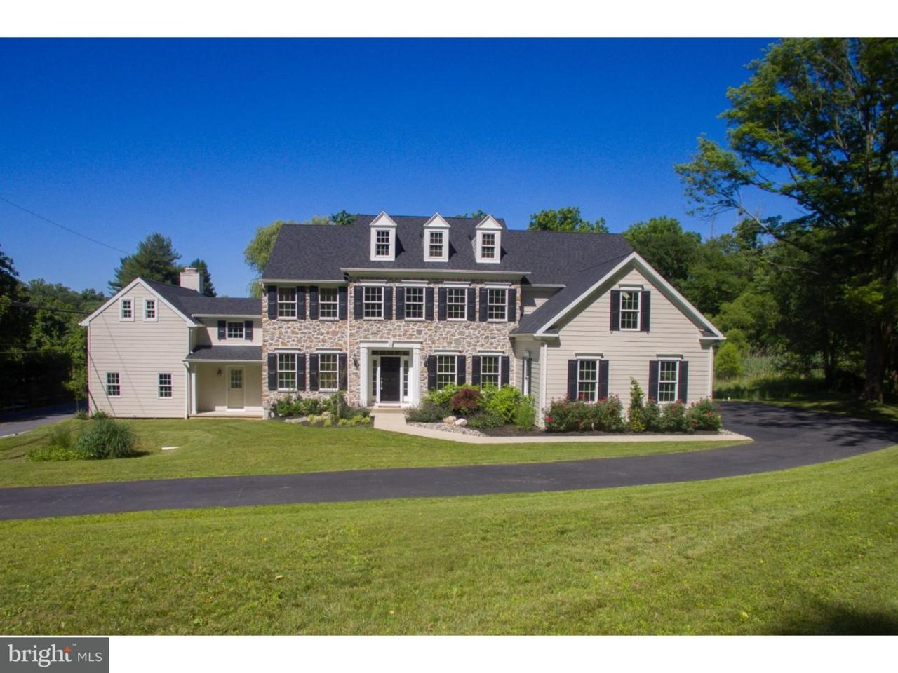 975 Waterloo Road - Photo 1