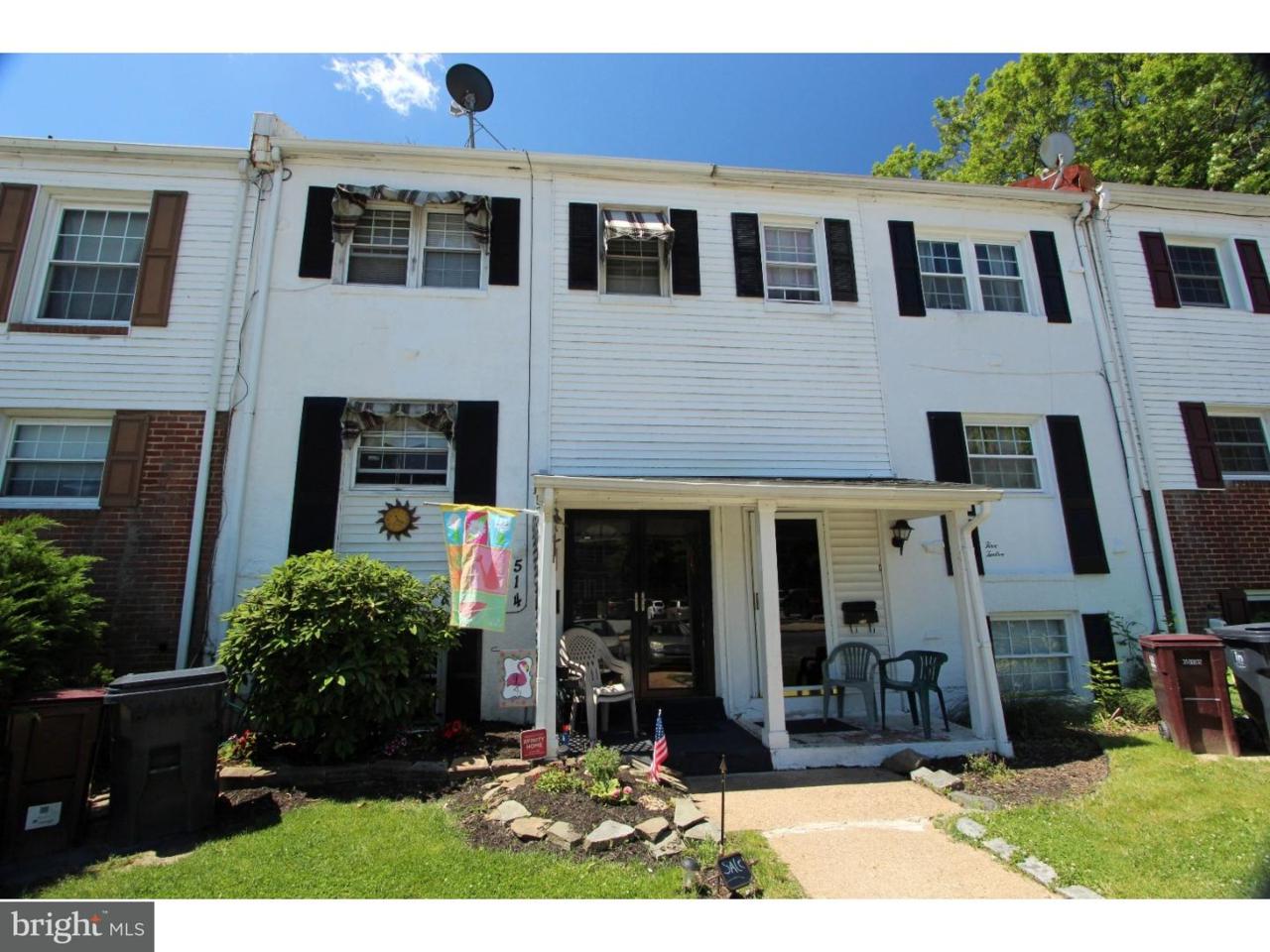 514 6TH Street - Photo 1