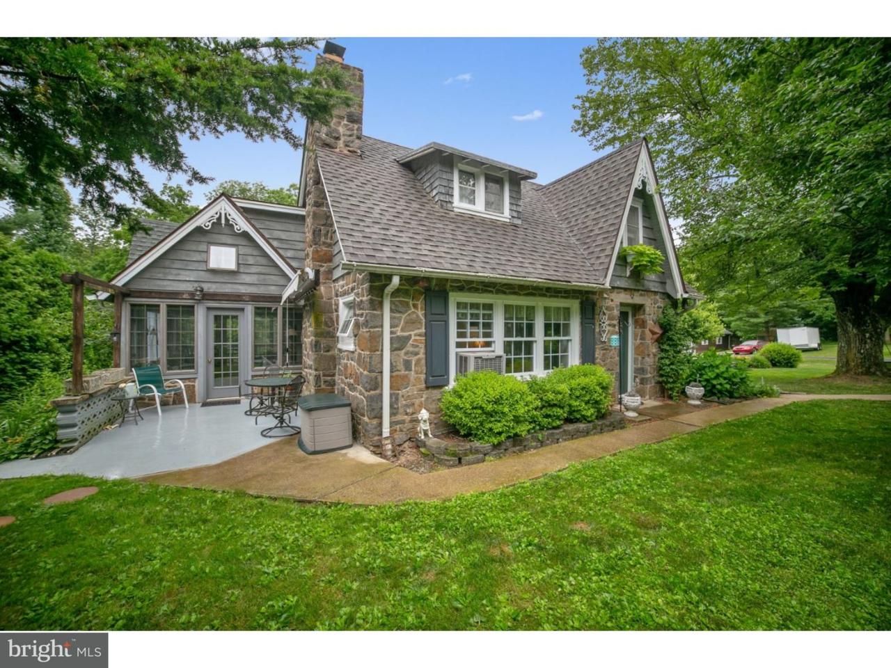2070 Old Woods Road - Photo 1