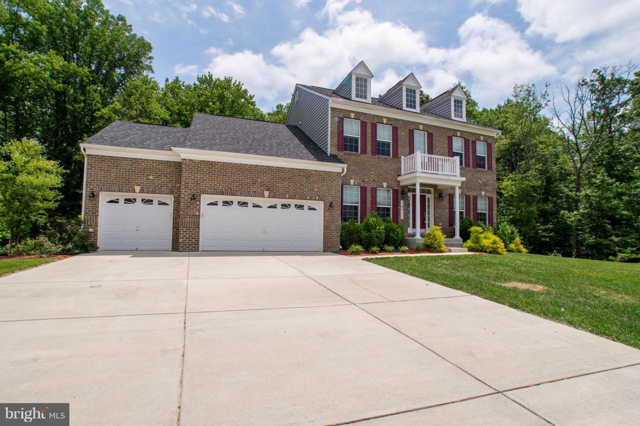 16711 Rolling Tree Road - Photo 1