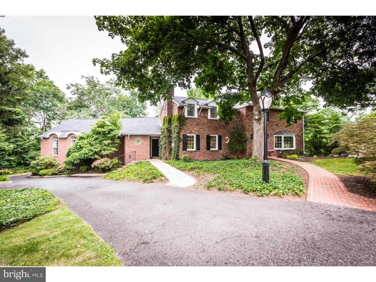 823 Brookside Road - Photo 1