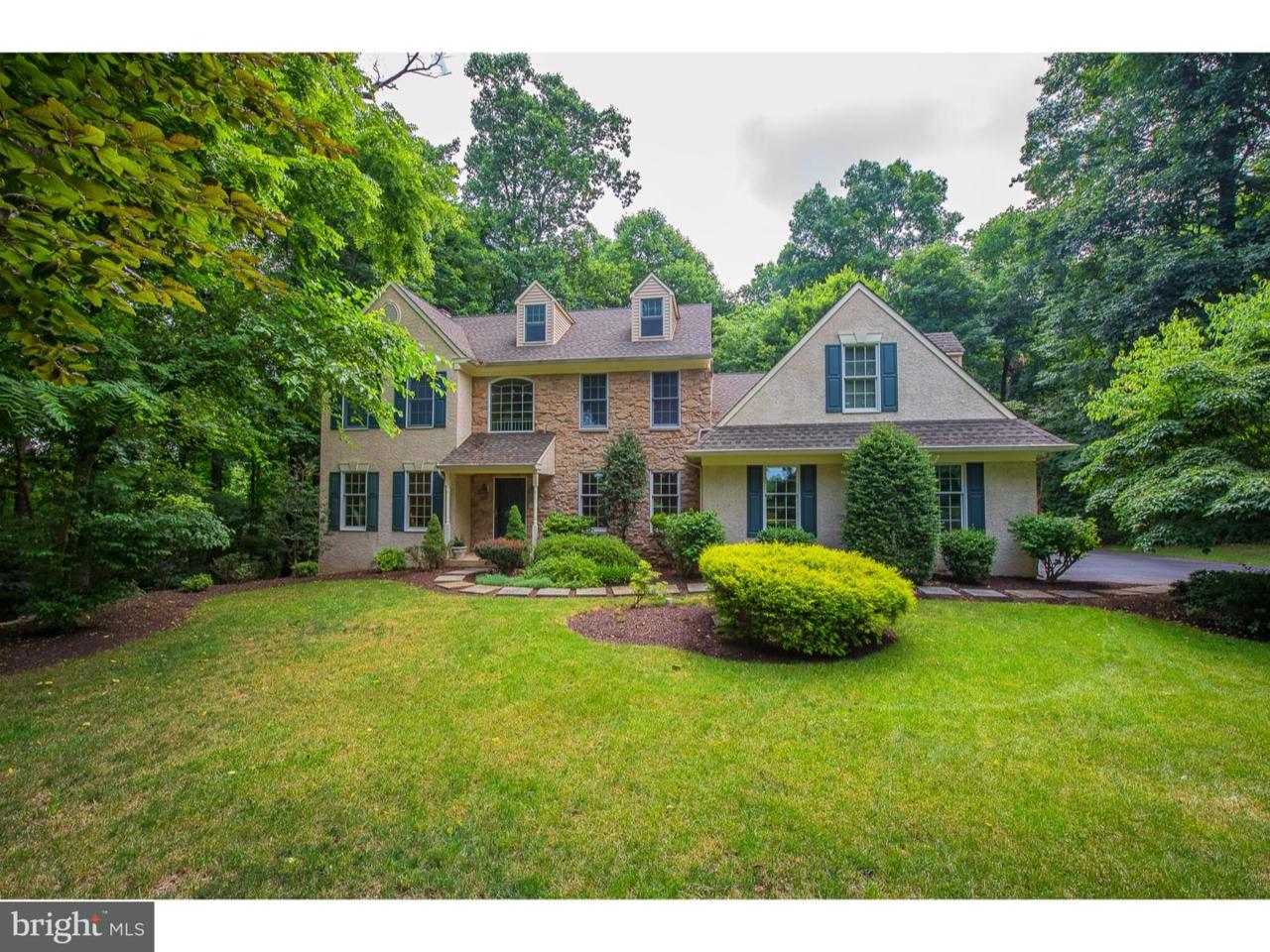 60 Lexington Manor - Photo 1