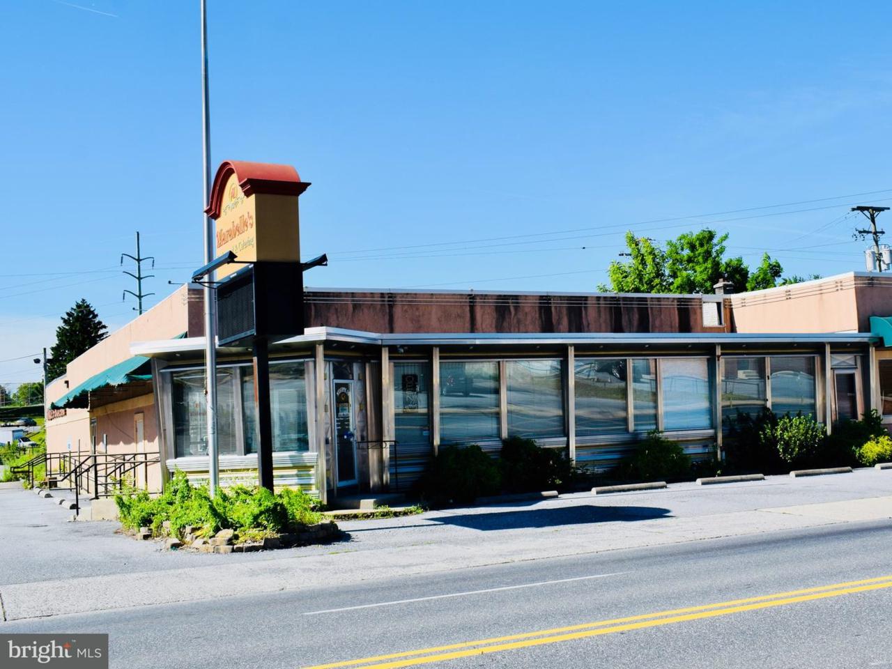 1352 Cumberland Street - Photo 1