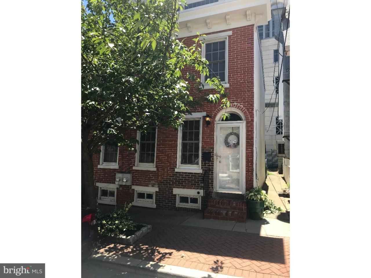 202 13TH Street - Photo 1