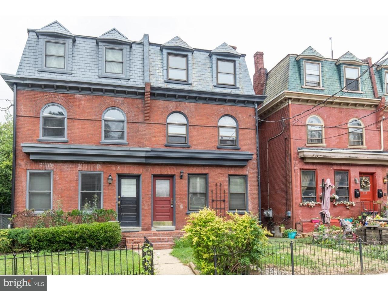 904 Van Buren Street - Photo 1