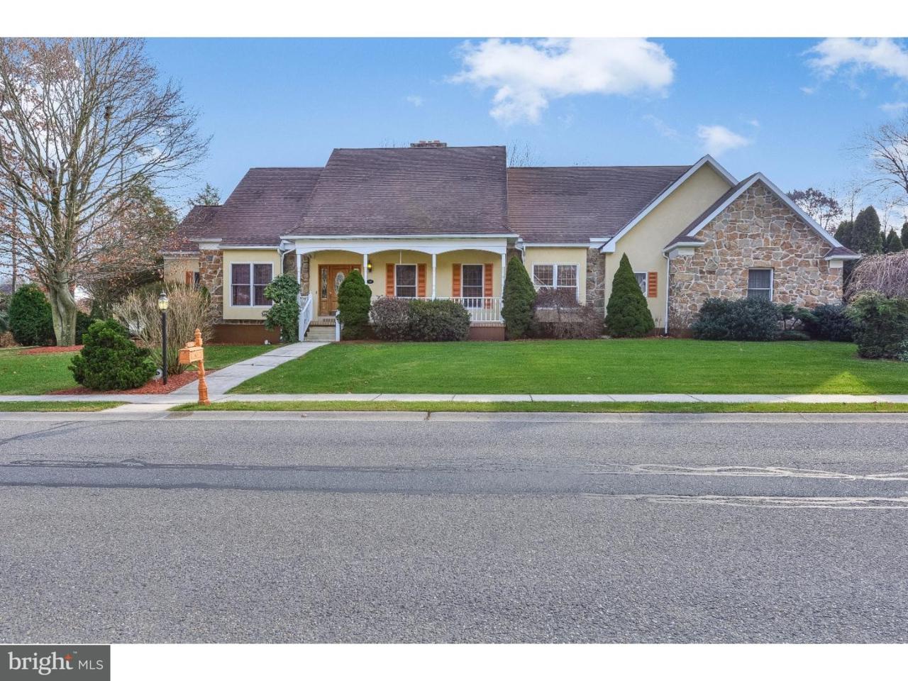 19 Tall Oaks Drive - Photo 1