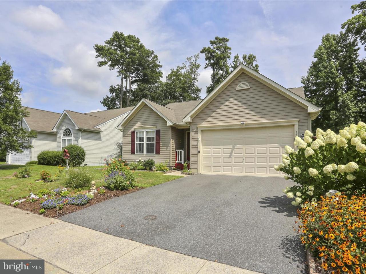37907 William Chandler Boulevard - Photo 1