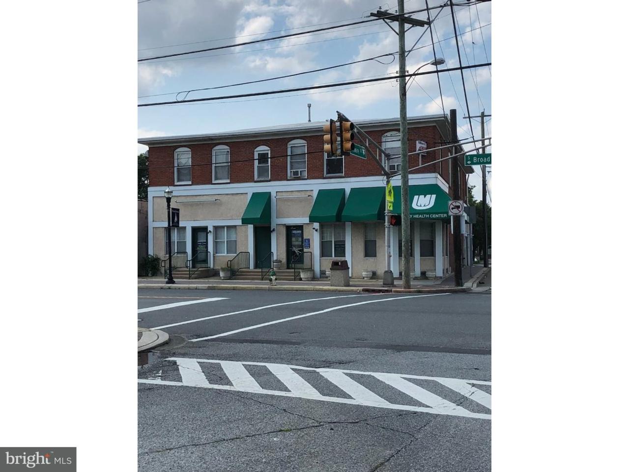 1 Broad Street - Photo 1