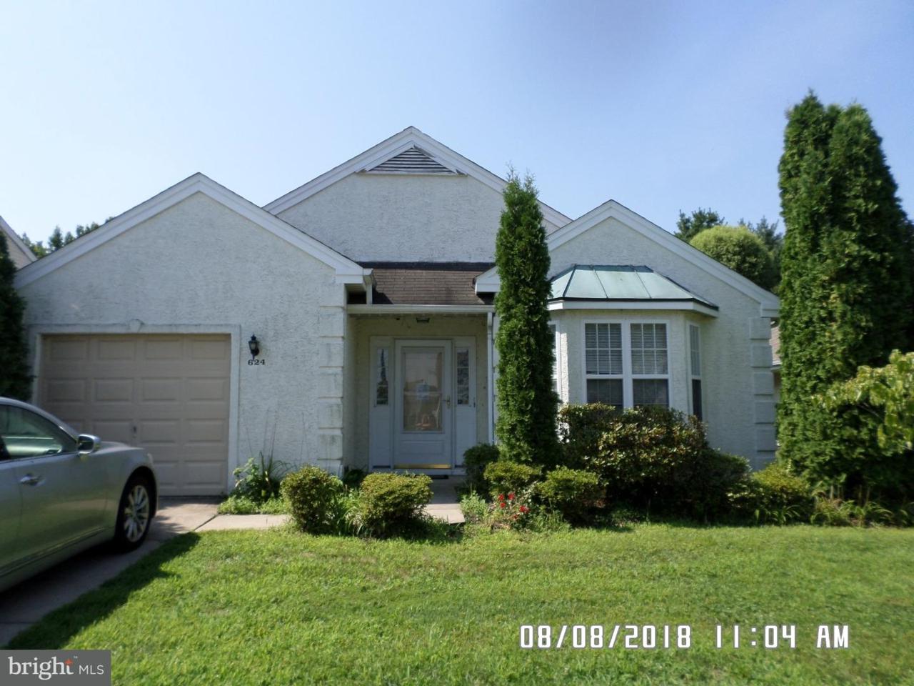 624 Cascade Dr S - Photo 1