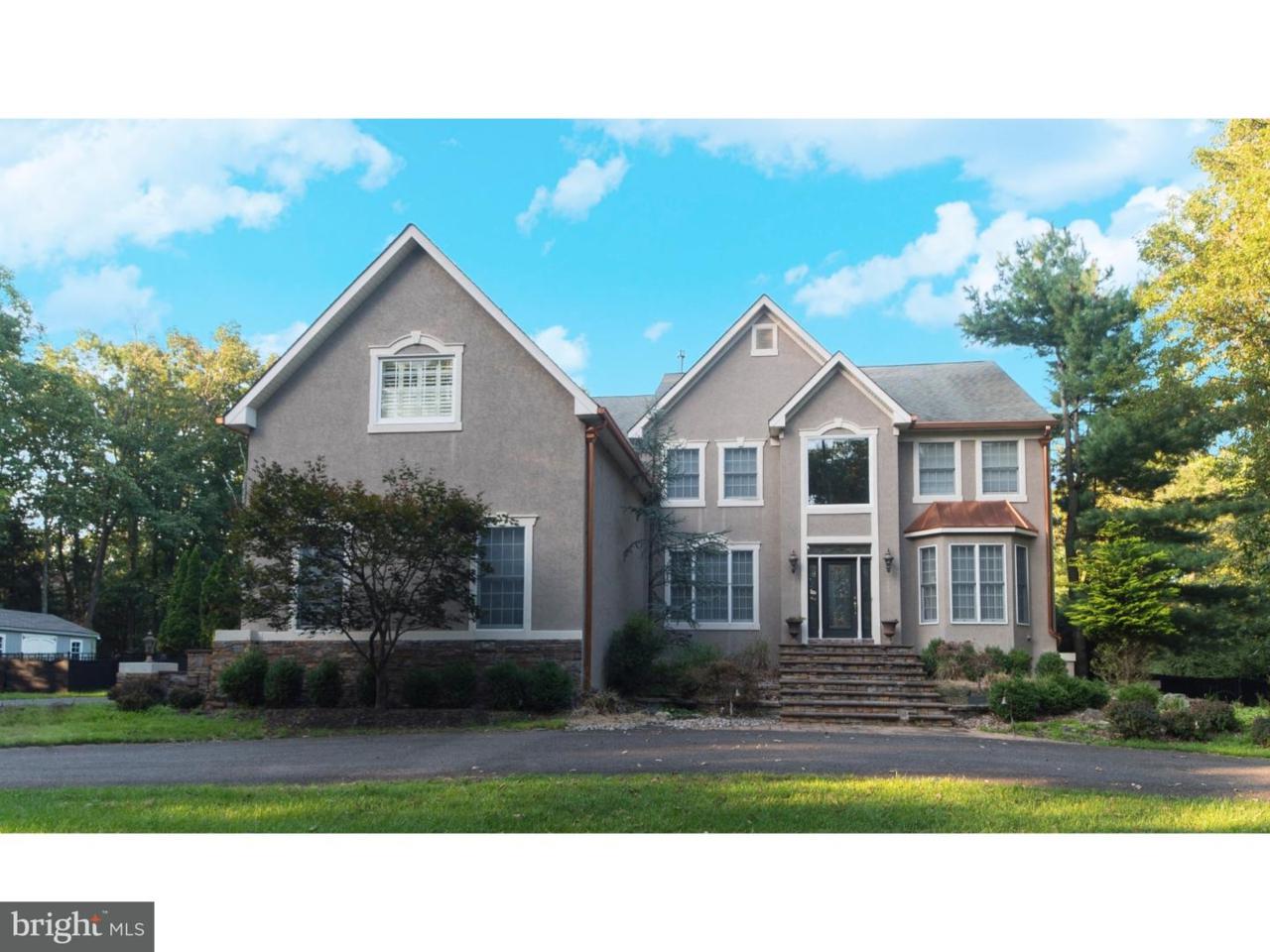 18 High Point Drive - Photo 1