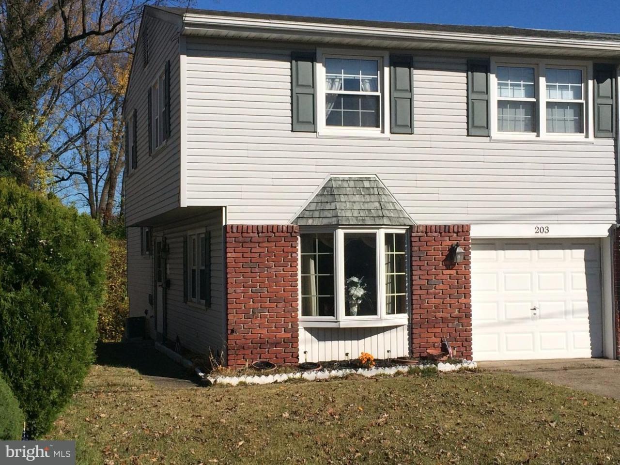 203 Kennedy Boulevard - Photo 1