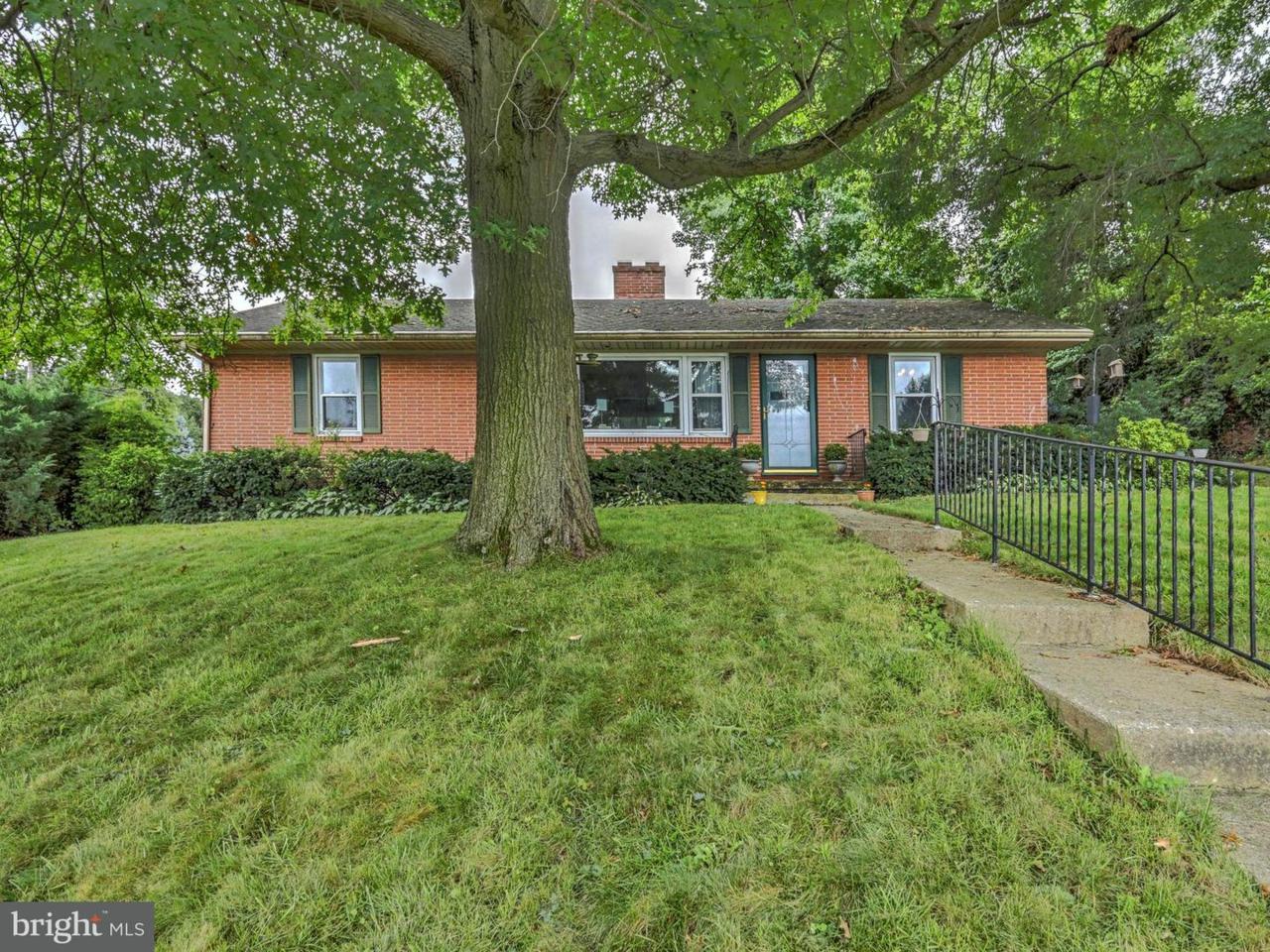 1194 Irving Road - Photo 1