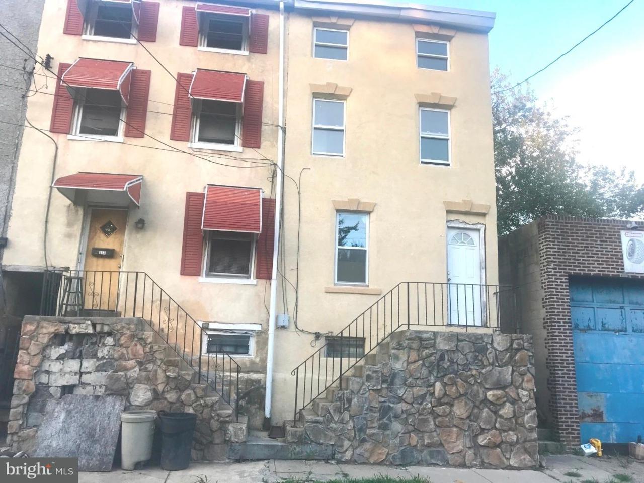 911 Walnut Street - Photo 1