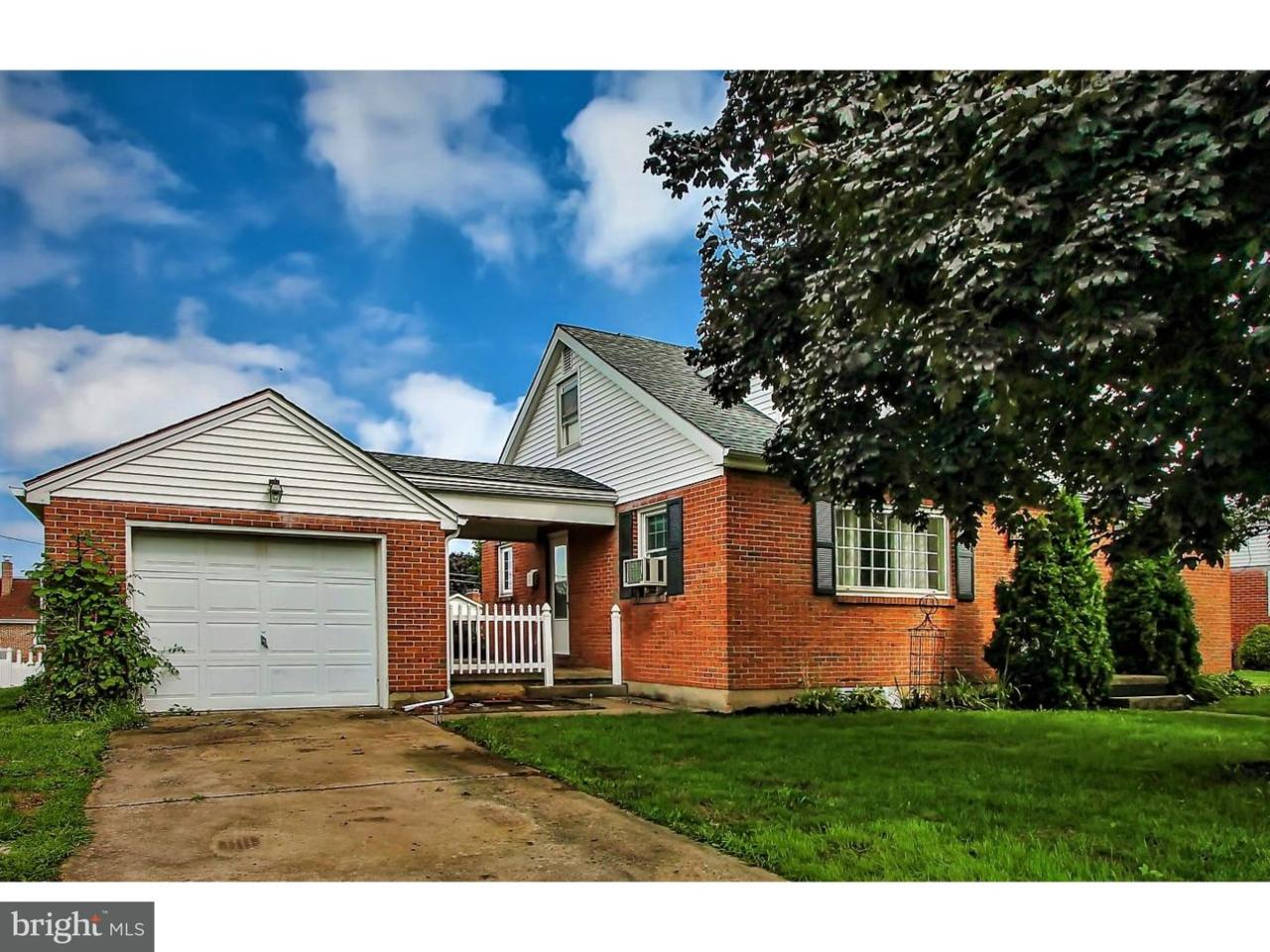 319 Somerset Street - Photo 1