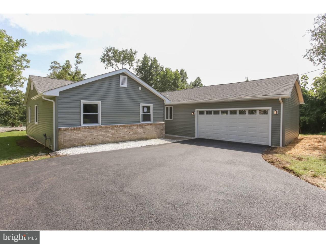 48 Grays Avenue - Photo 1