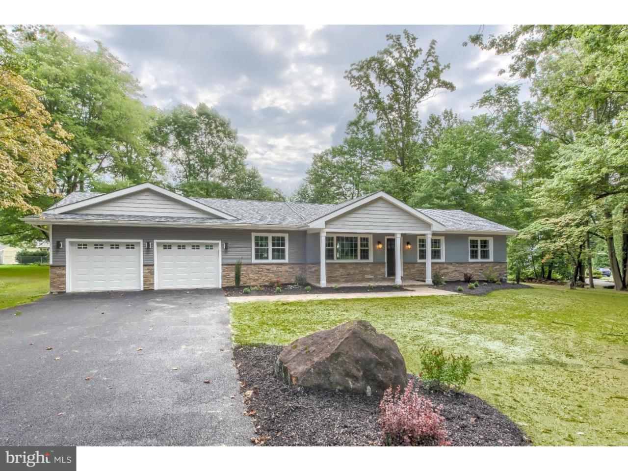 2402 Magnolia Drive - Photo 1