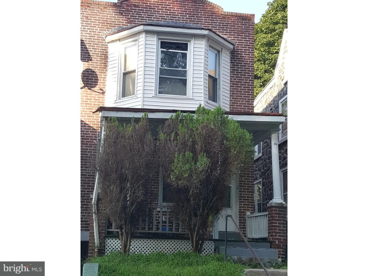719 17TH Street - Photo 1