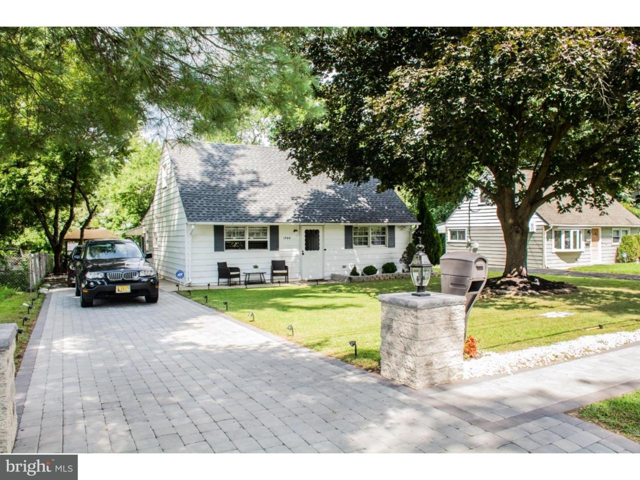 1044 Terrace Boulevard - Photo 1