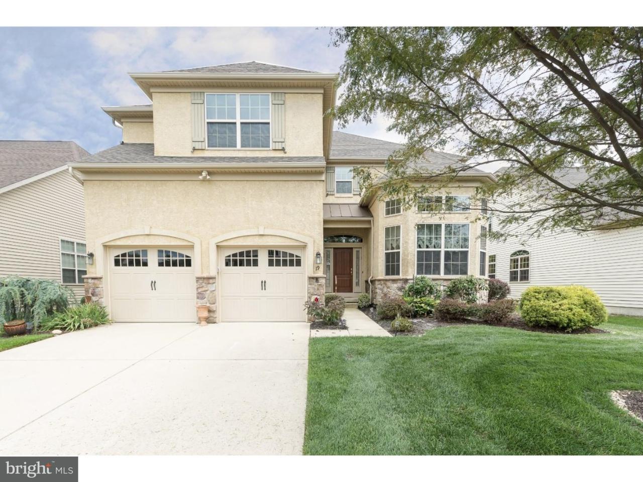 19 Genova Drive - Photo 1
